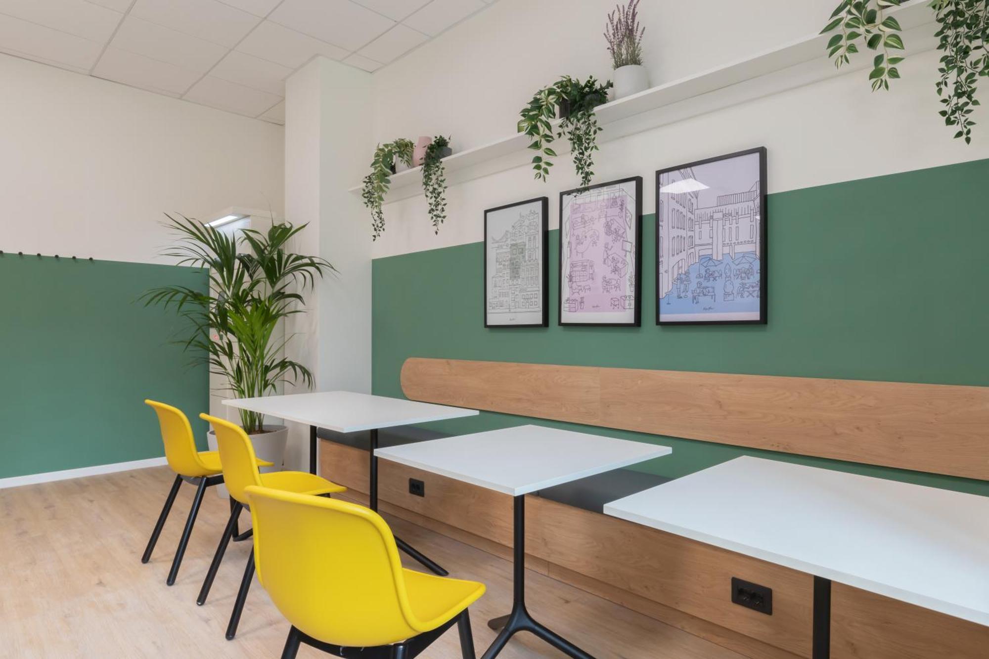 Well-Located Campus Rooms Near City Park Мілан Екстер'єр фото