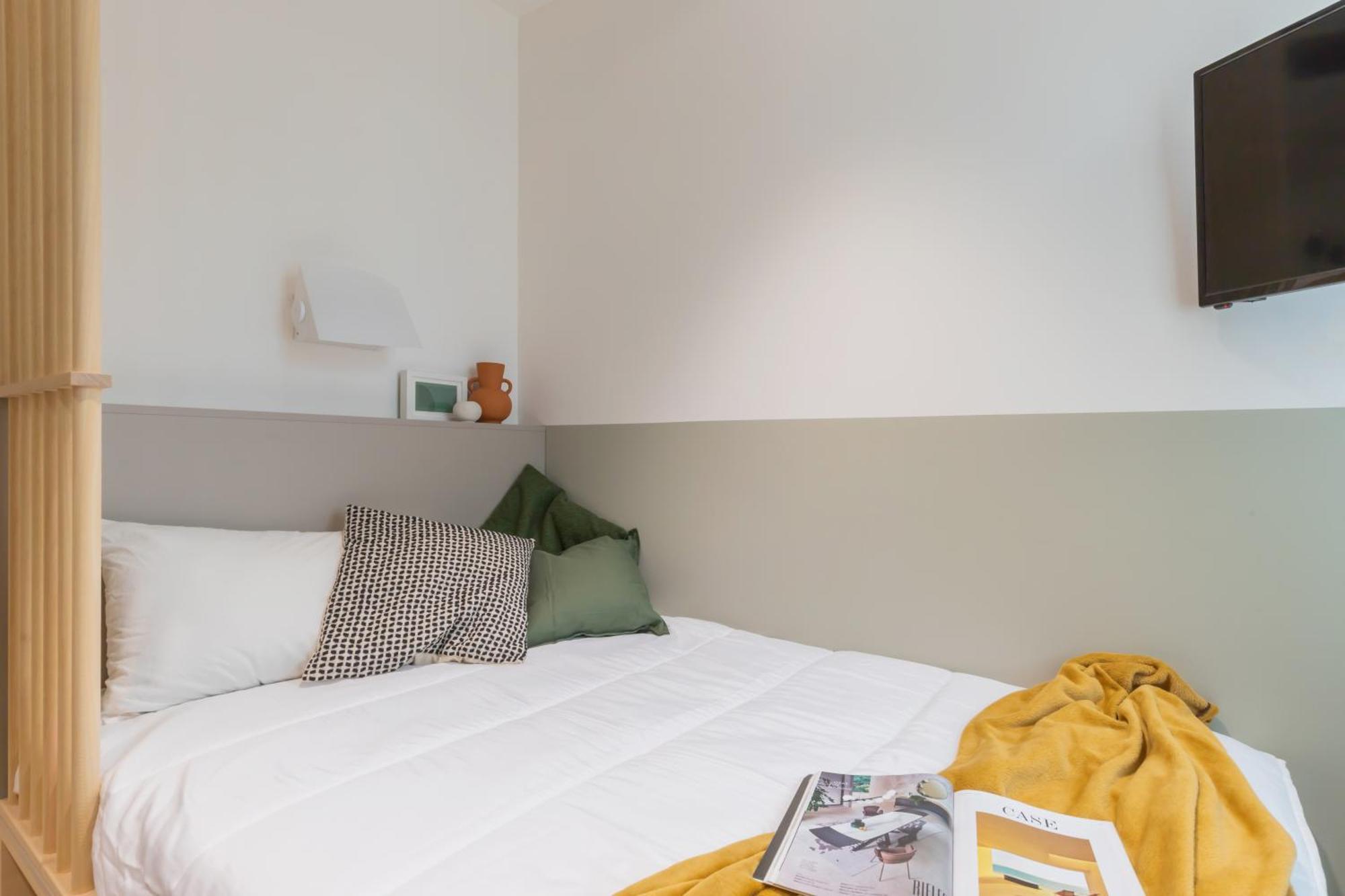 Well-Located Campus Rooms Near City Park Мілан Екстер'єр фото